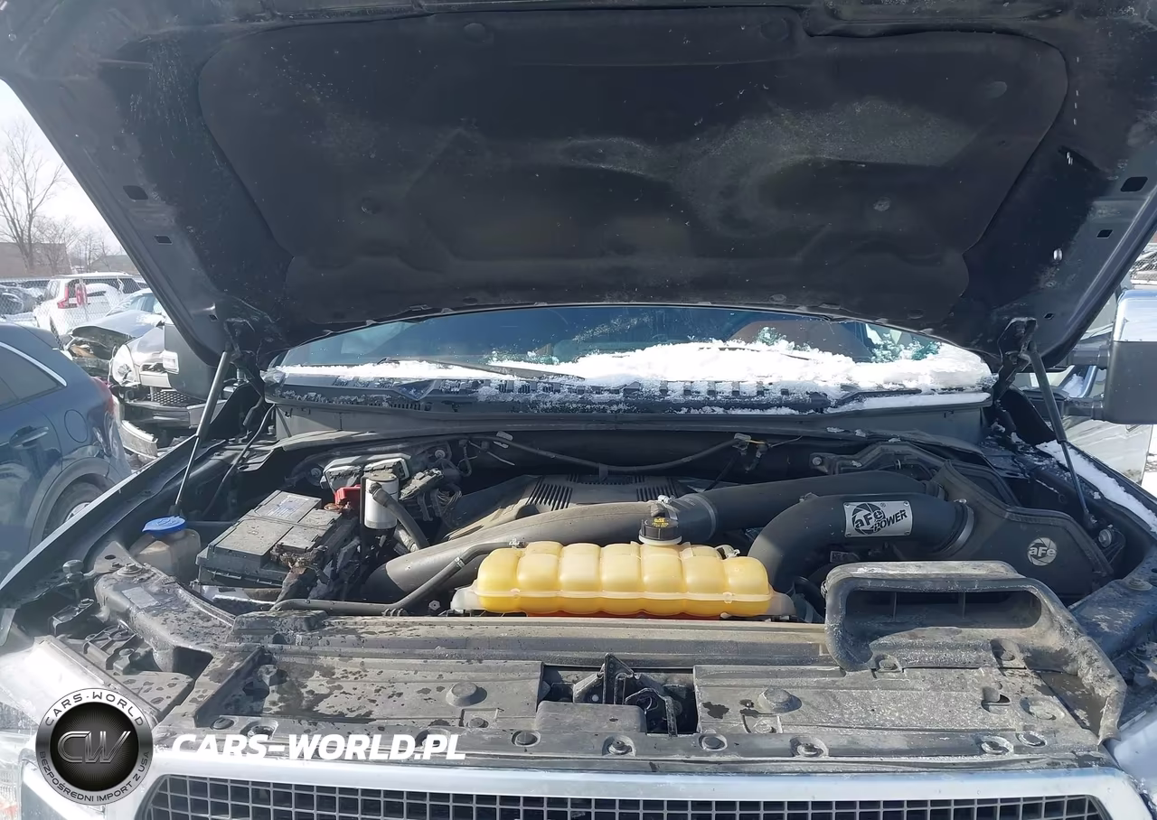 2018 Ford F-150 Platinum VIN:1FTEW1EG3JFD39947 - 10