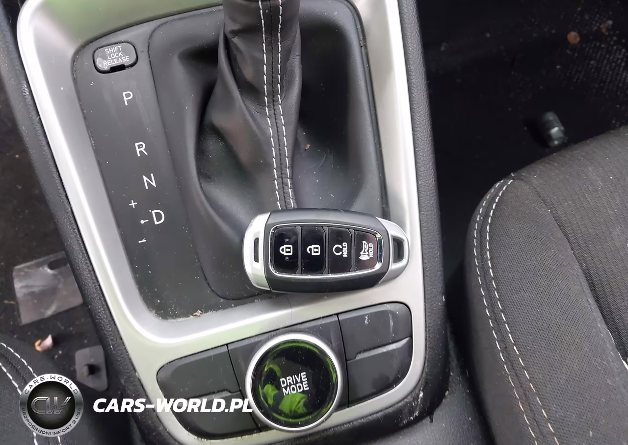 2024 Hyundai Venue Sel VIN:KMHRC8A37RU316194 - 11