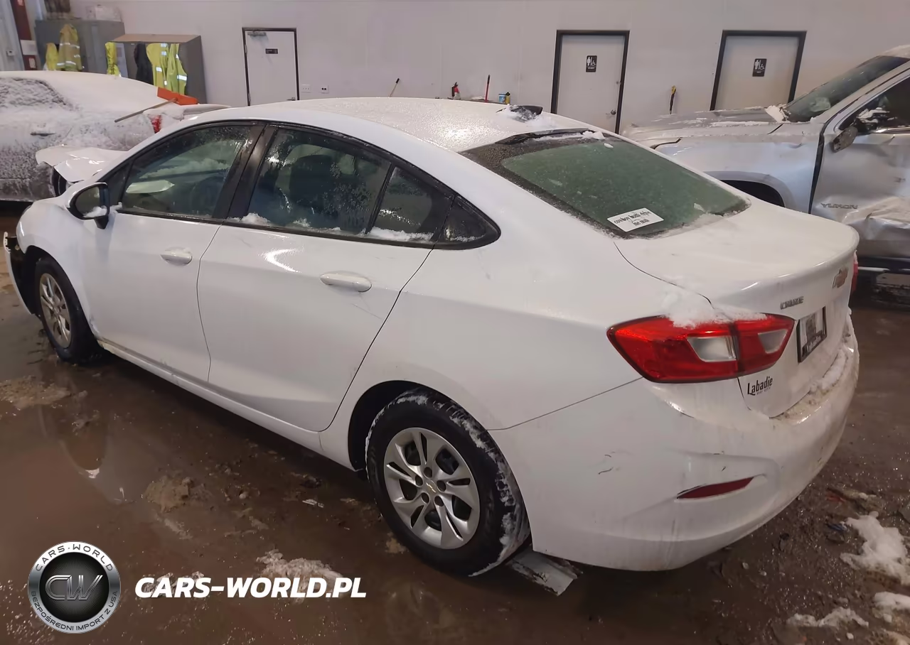 2019 Chevrolet Cruze Ls VIN:1G1BC5SM0K7136466 - 3