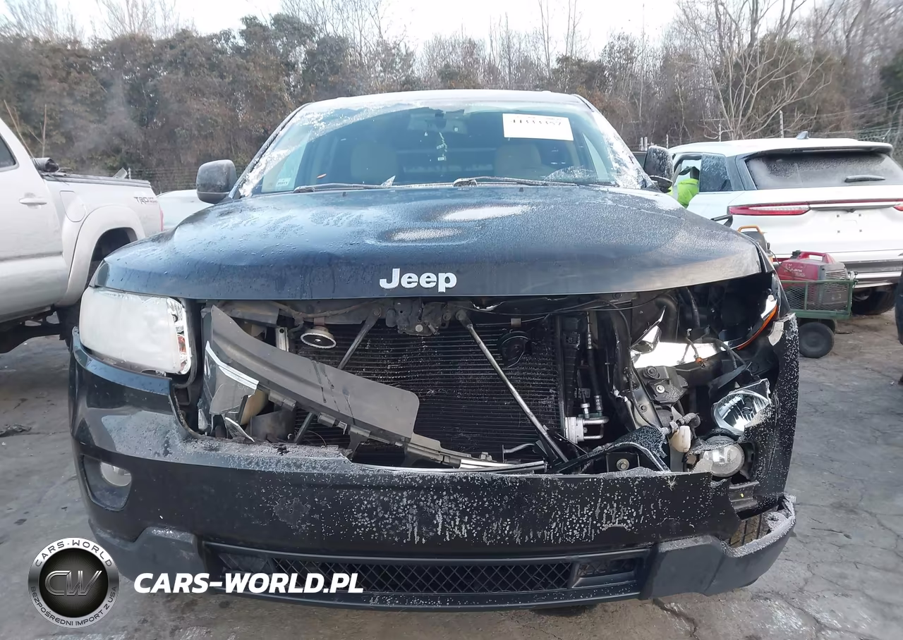 2012 Jeep Grand Cherokee Laredo VIN:1C4RJFAG0CC222303 - 12