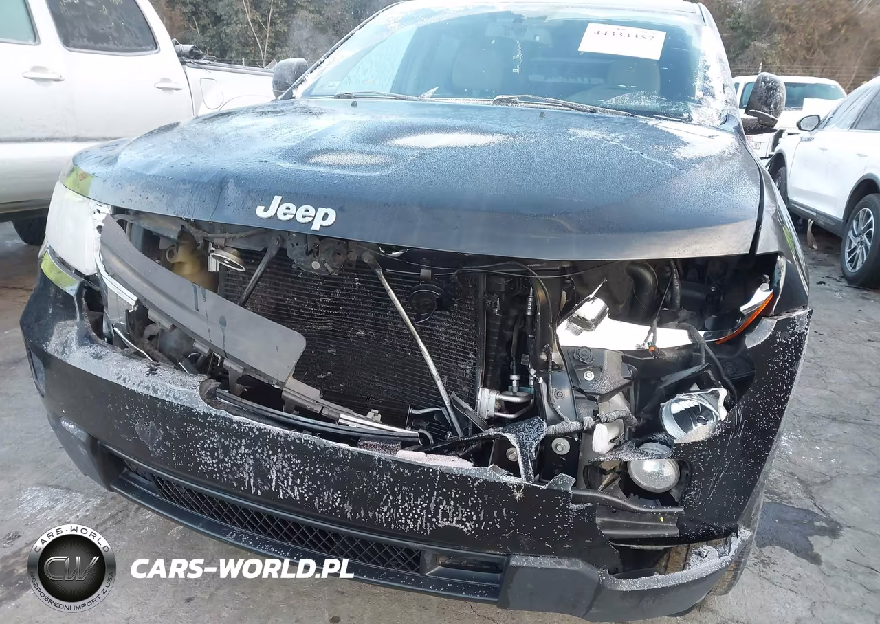 2012 Jeep Grand Cherokee Laredo VIN:1C4RJFAG0CC222303 - 6