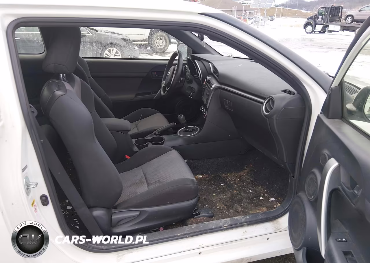 2015 Scion Tc VIN:JTKJF5C74FJ001611 - 5