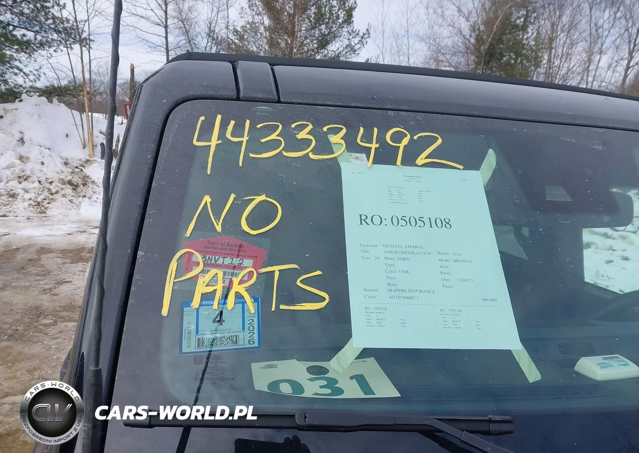 2024 Ford Bronco Big Bend VIN:1FMDE7BHXRLA25624 - 12