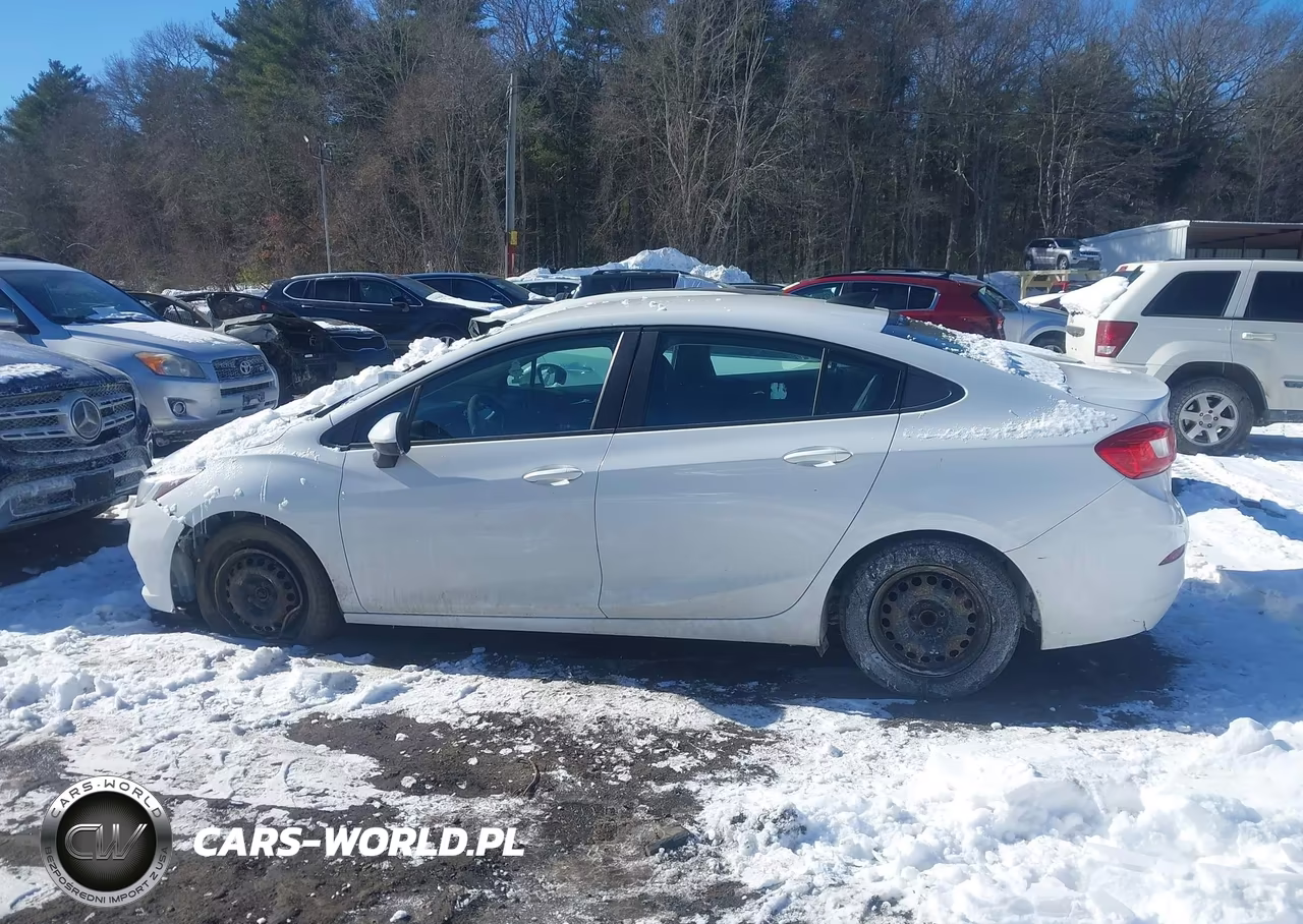 2017 Chevrolet Cruze Ls Auto VIN:1G1BC5SM7H7113596 - 15