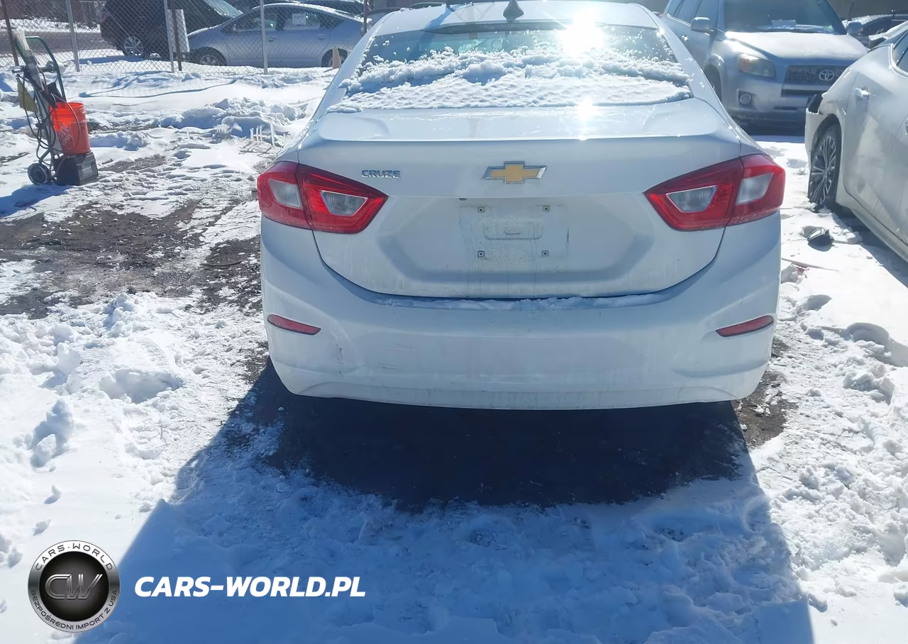 2017 Chevrolet Cruze Ls Auto VIN:1G1BC5SM7H7113596 - 17
