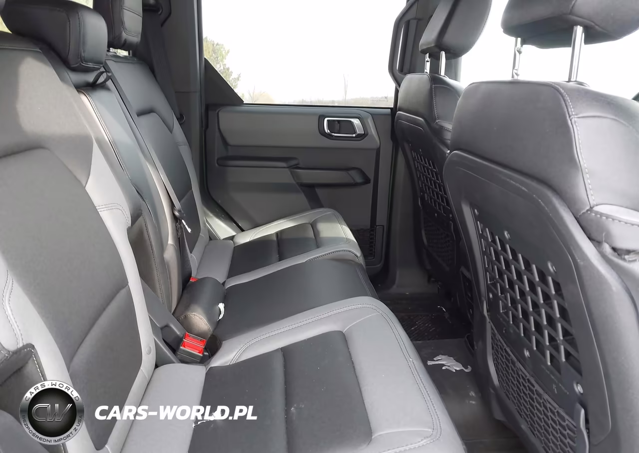 2024 Ford Bronco Big Bend VIN:1FMDE7BHXRLB36755 - 8