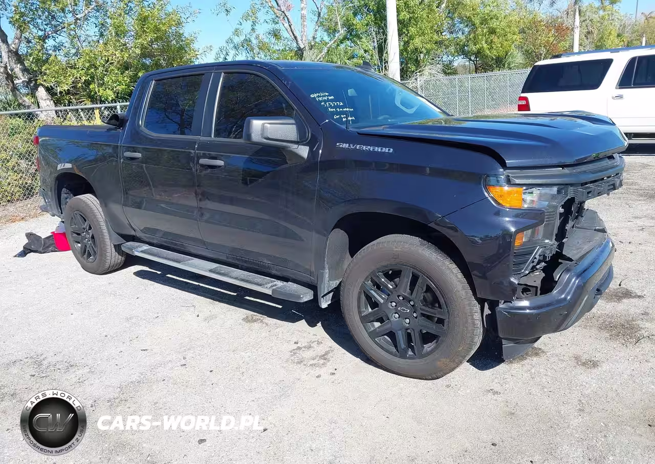 2022 Chevrolet Silverado 1500 2Wd Short Bed Custom