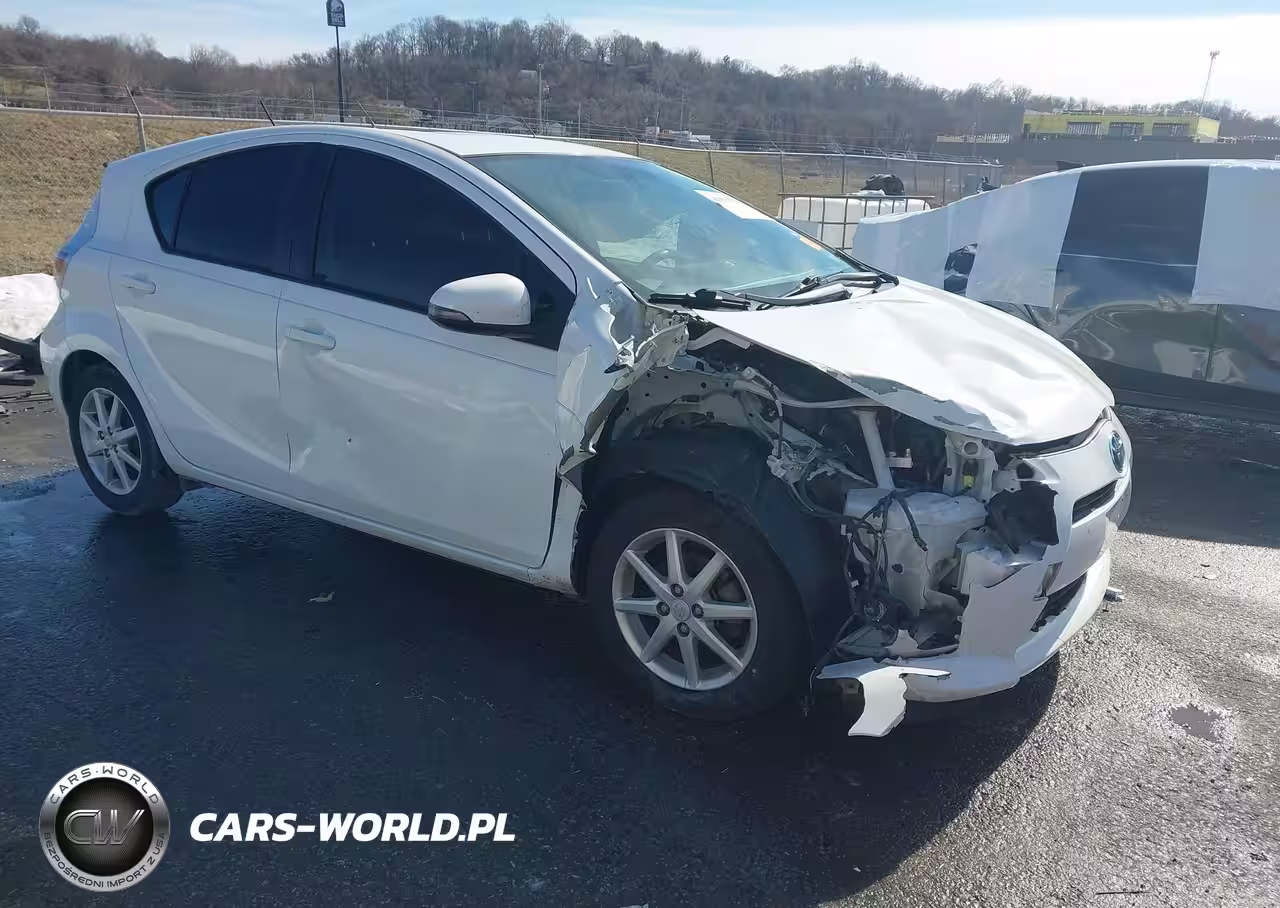 2013 Toyota Prius C Three