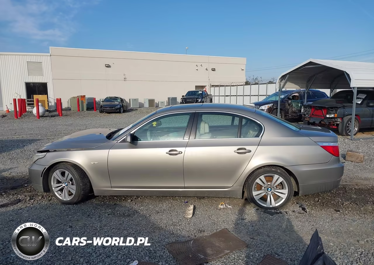2009 BMW 528I VIN:WBANU53519C123071 - 14