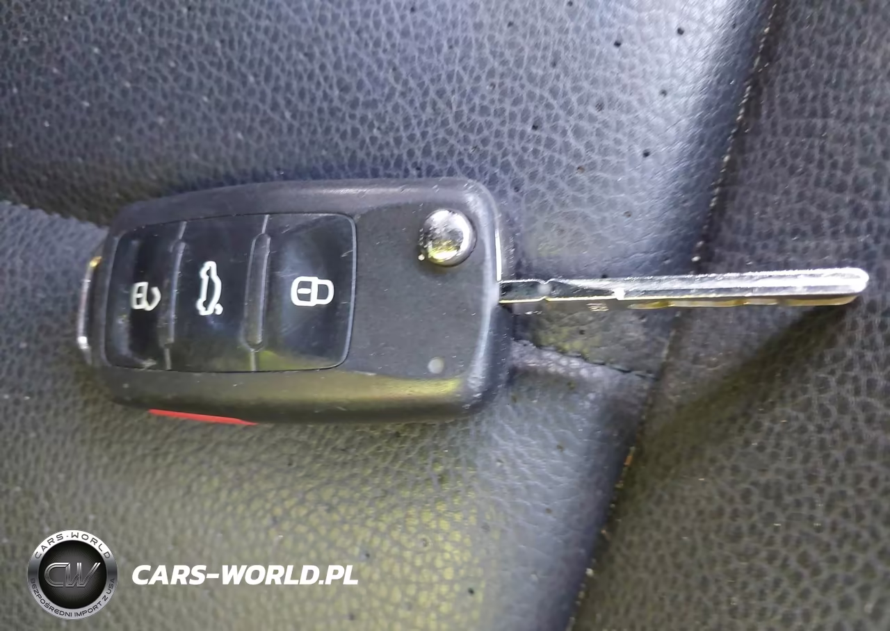 2016 Volkswagen Tiguan S VIN:WVGAV7AX5GW520045 - 11