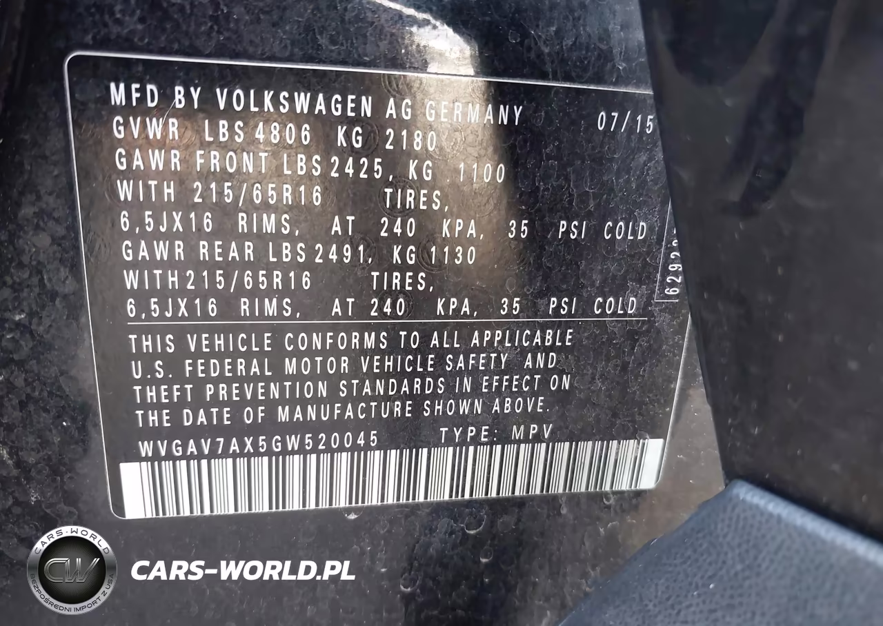 2016 Volkswagen Tiguan S VIN:WVGAV7AX5GW520045 - 9