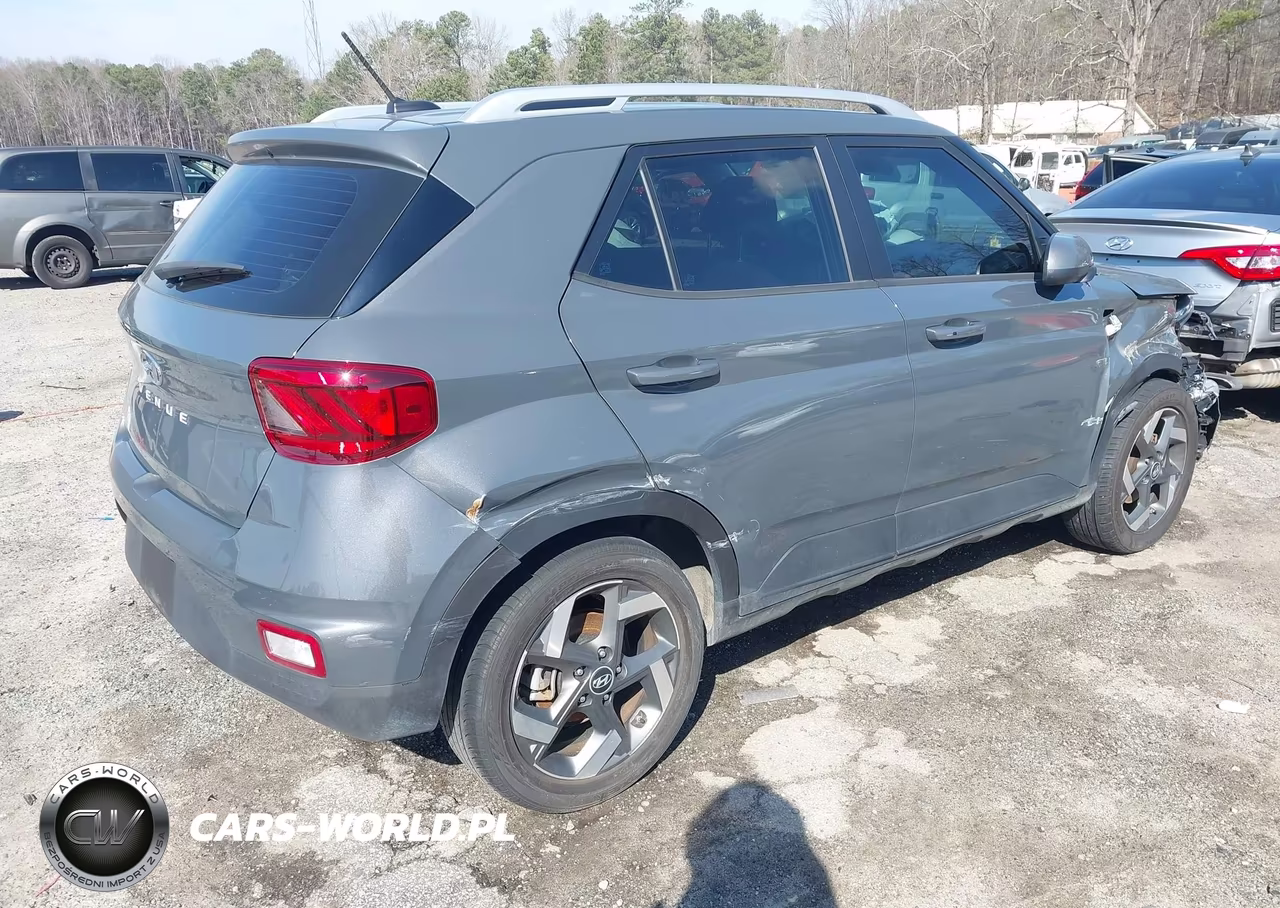 2024 Hyundai Venue Sel VIN:KMHRC8A36RU315747 - 4