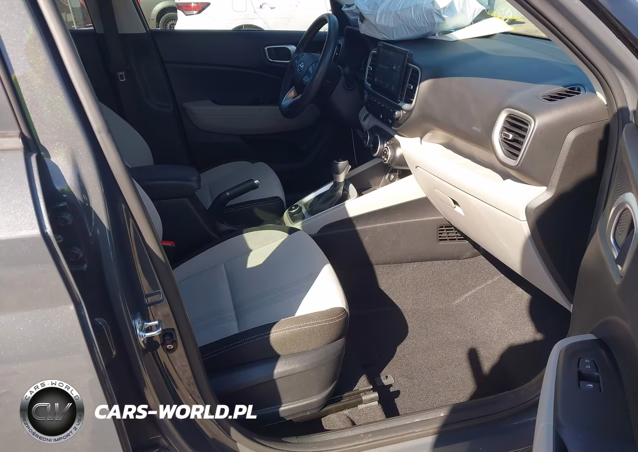2024 Hyundai Venue Sel VIN:KMHRC8A36RU315747 - 5