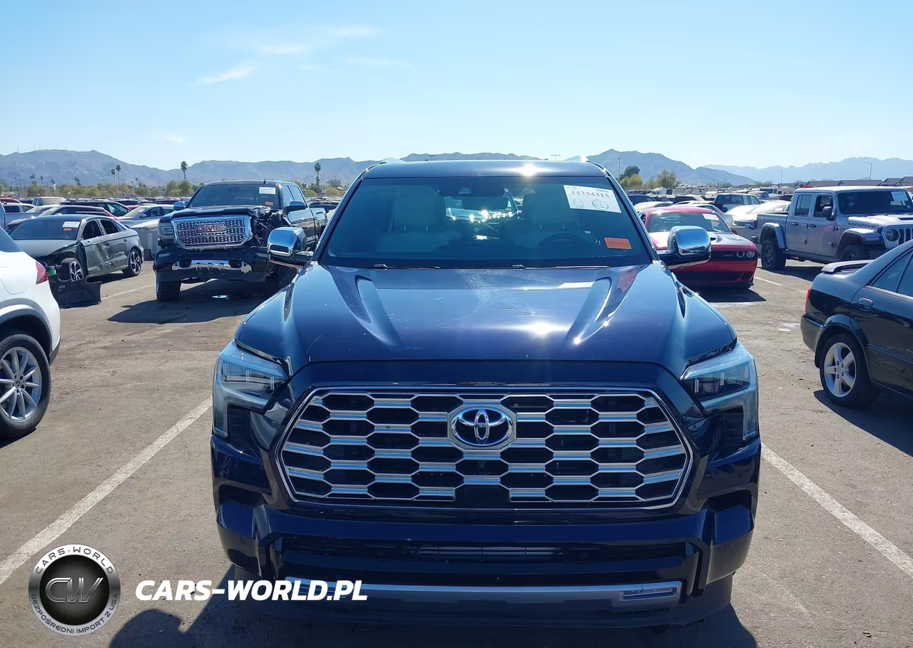 2024 Toyota Sequoia Capstone VIN:7SVAAABAXRX024670 - 13