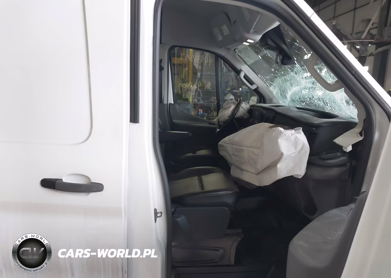 2021 Ford Transit-250 VIN:1FTBR1C88MKA12915 - 5