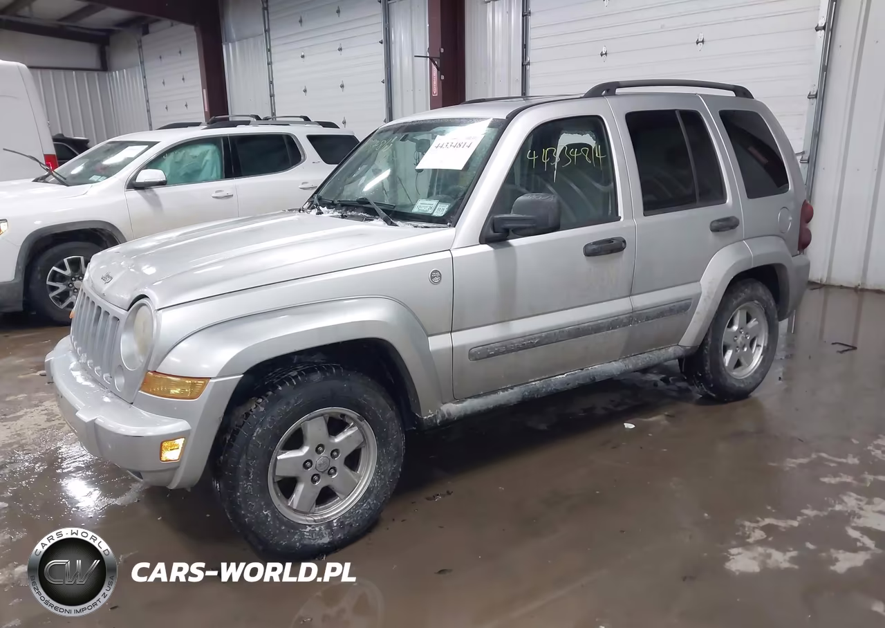 2007 Jeep Liberty Sport VIN:1J8GL48K27W699442 - 2