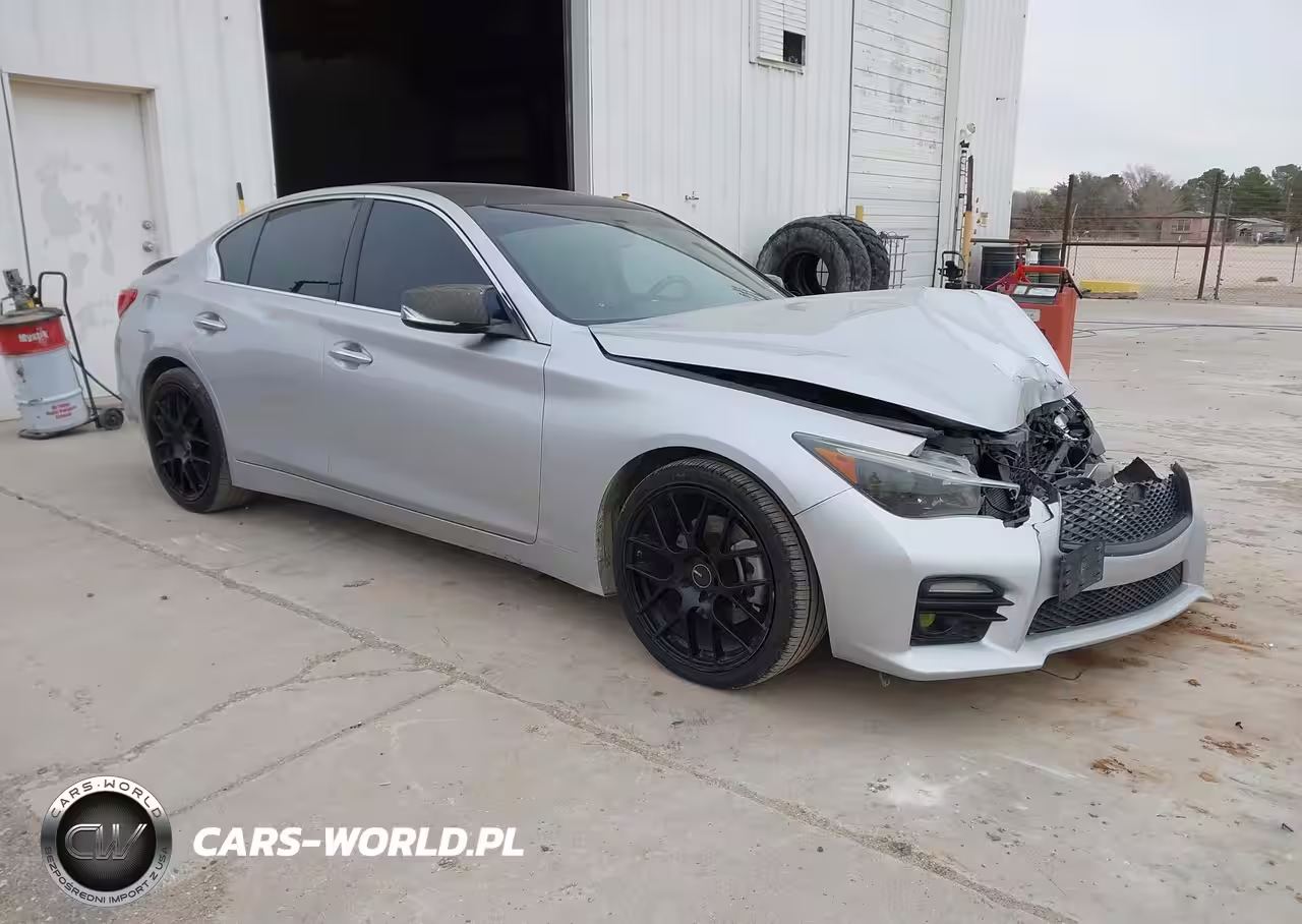 2015 Infiniti Q50 Hybrid Sport