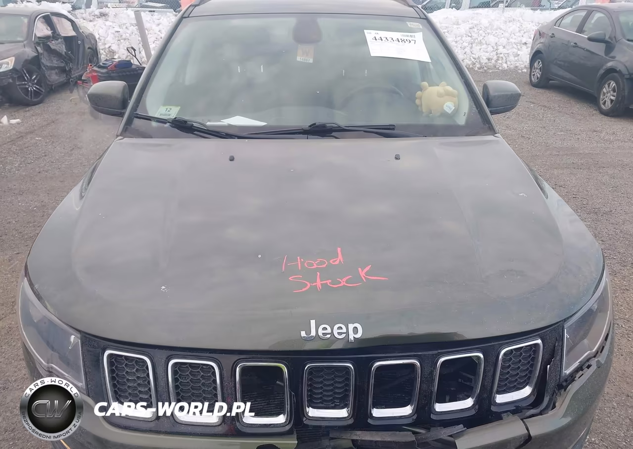 2020 Jeep Compass Latitude 4X4 VIN:3C4NJDBB5LT225255 - 10