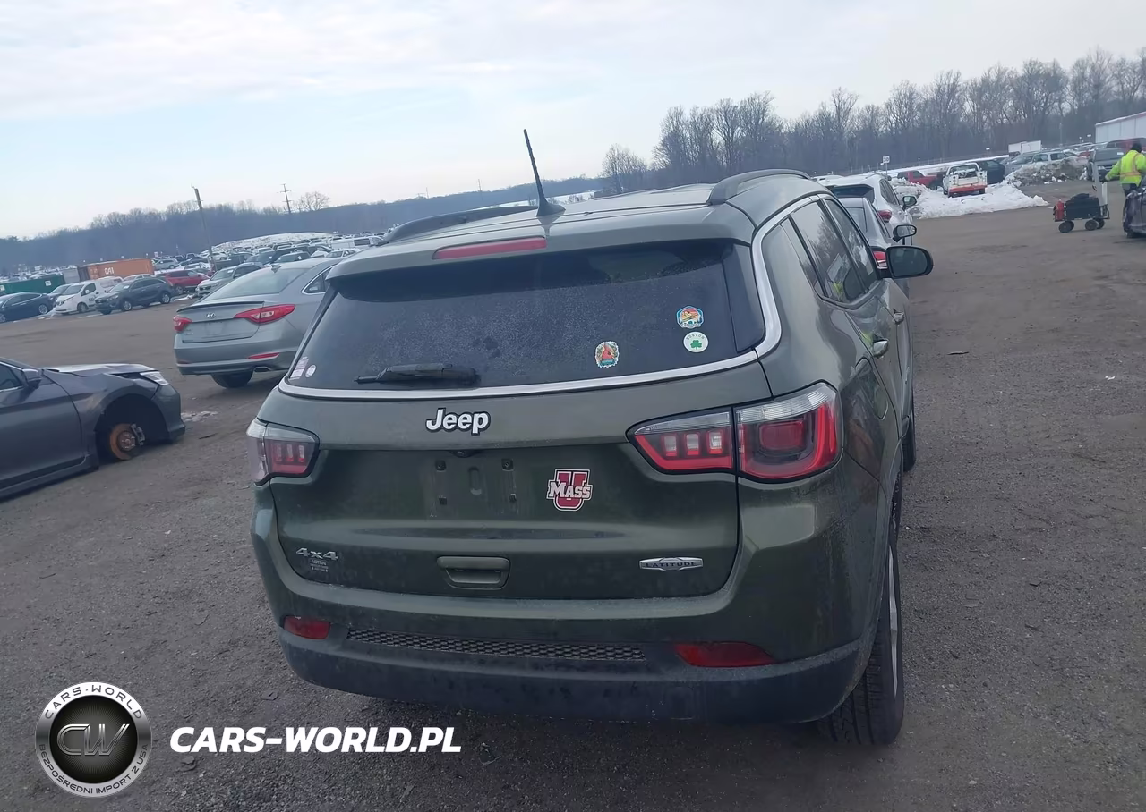 2020 Jeep Compass Latitude 4X4 VIN:3C4NJDBB5LT225255 - 16