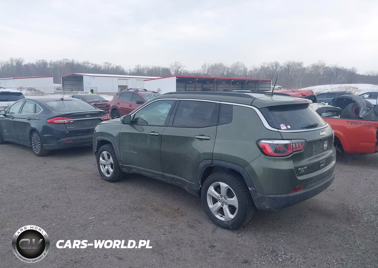 2020 Jeep Compass Latitude 4X4 VIN:3C4NJDBB5LT225255 - 3