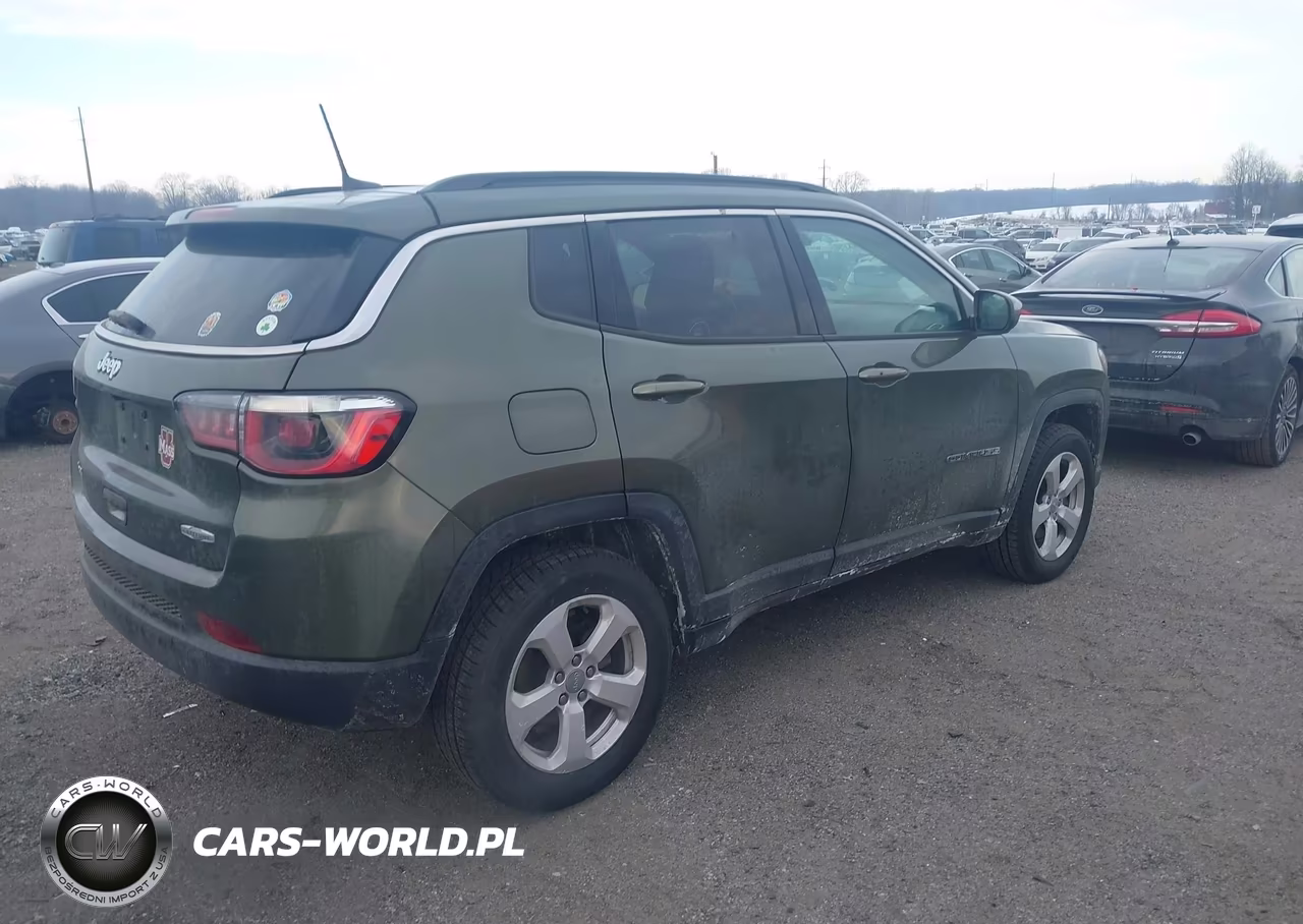 2020 Jeep Compass Latitude 4X4 VIN:3C4NJDBB5LT225255 - 4