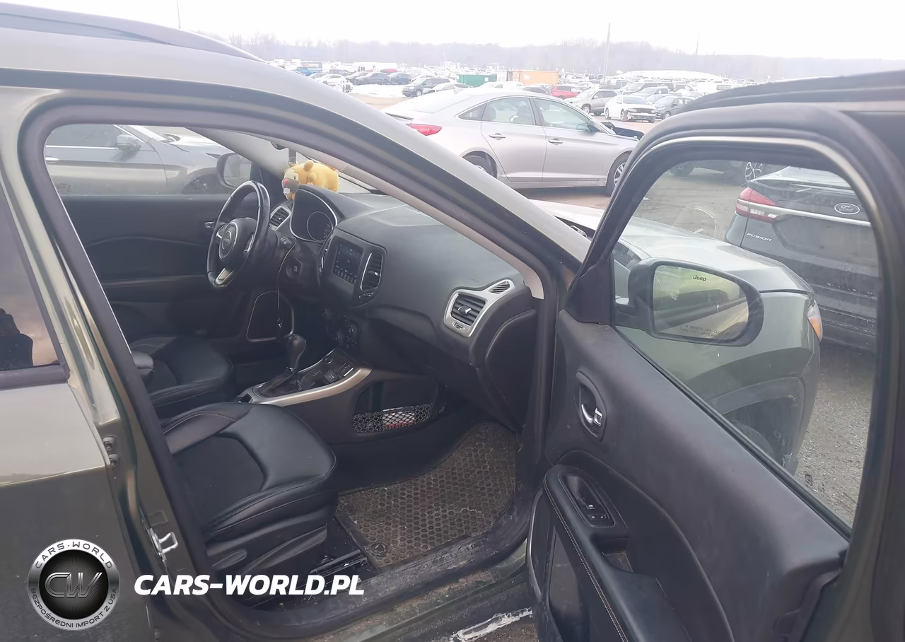 2020 Jeep Compass Latitude 4X4 VIN:3C4NJDBB5LT225255 - 5
