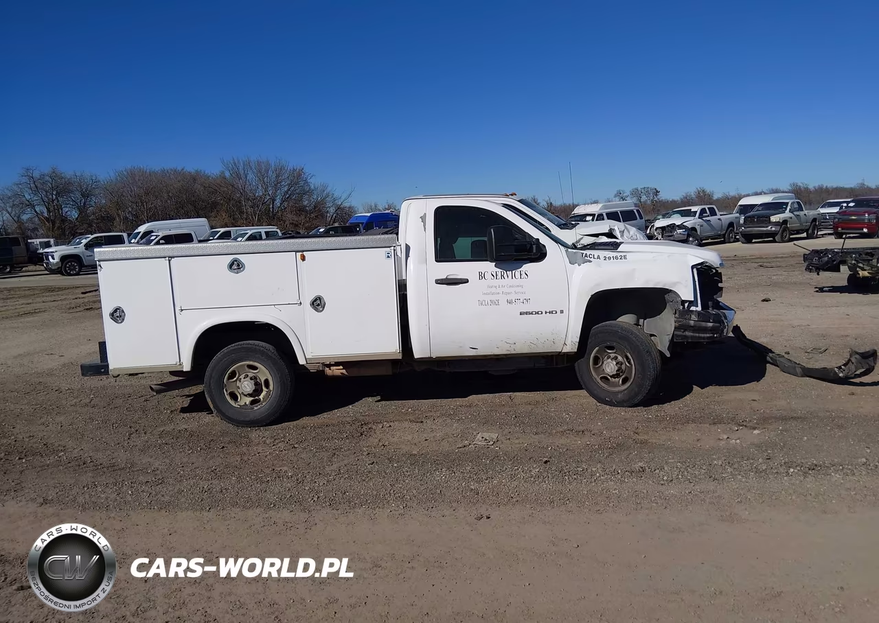 2008 Chevrolet Silverado 2500Hd Work Truck VIN:1GBHC24K78E109933 - 13
