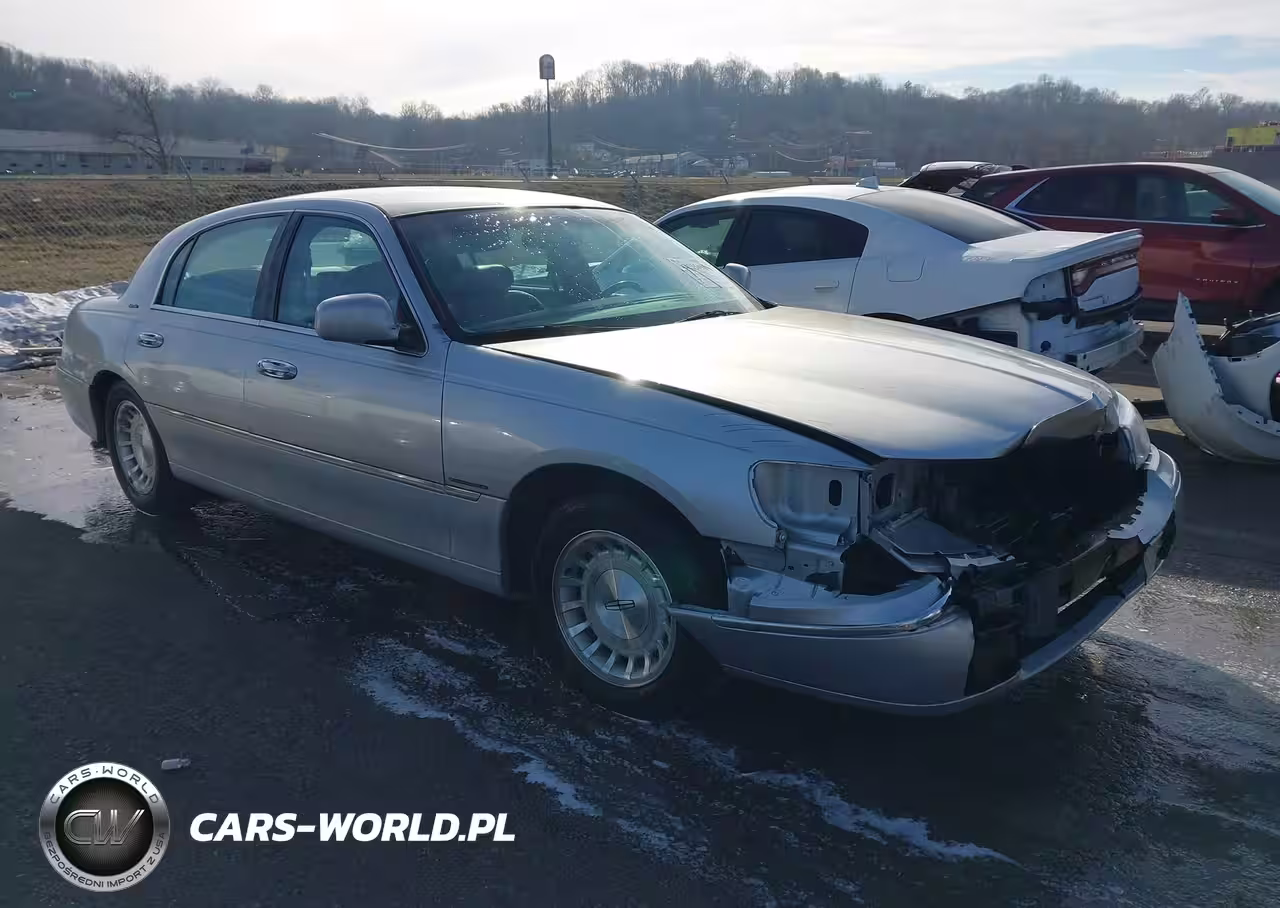 1998 Lincoln Town Car Executive