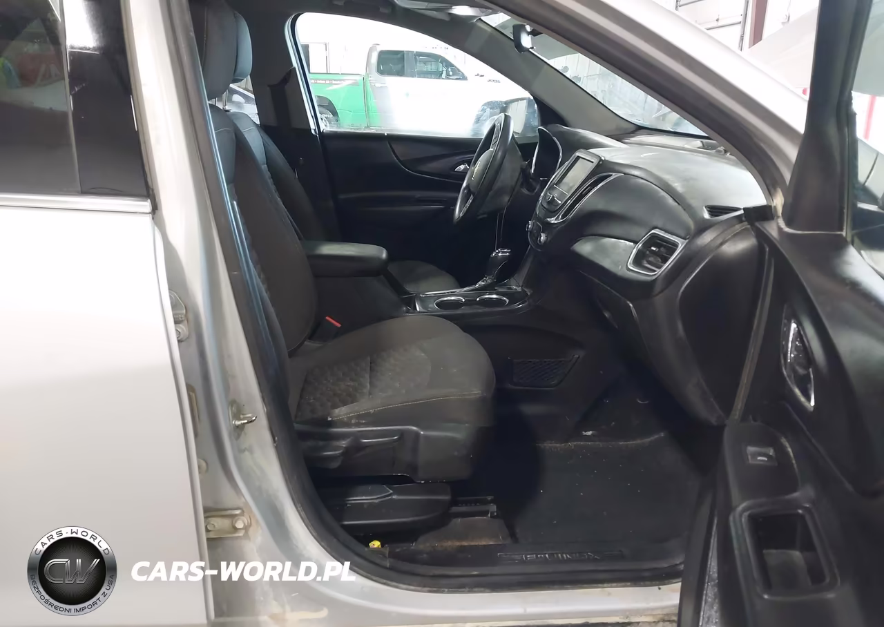 2018 Chevrolet Equinox Lt VIN:2GNAXSEV4J6311124 - 5