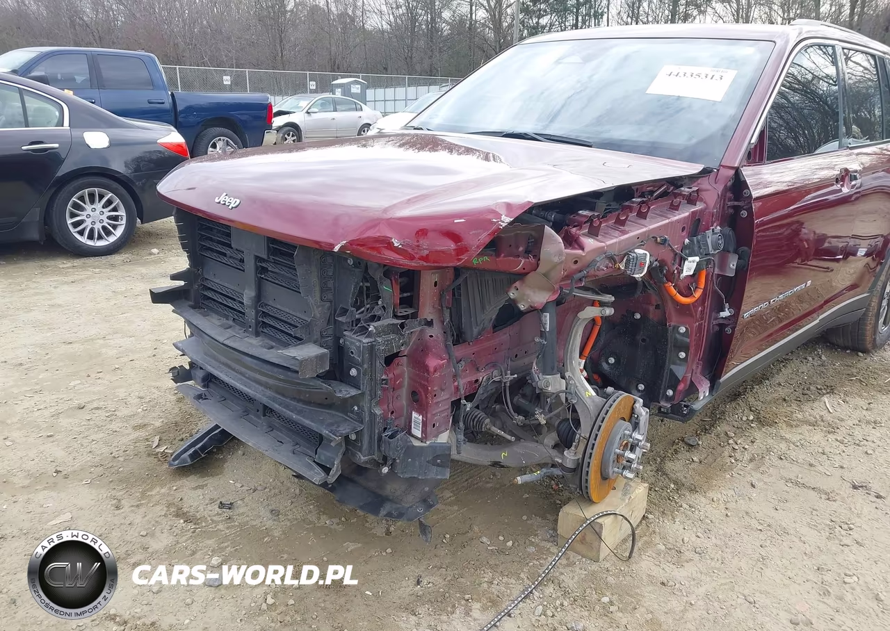 2023 Jeep Grand Cherokee 4Xe VIN:1C4RJYB63PC624291 - 6