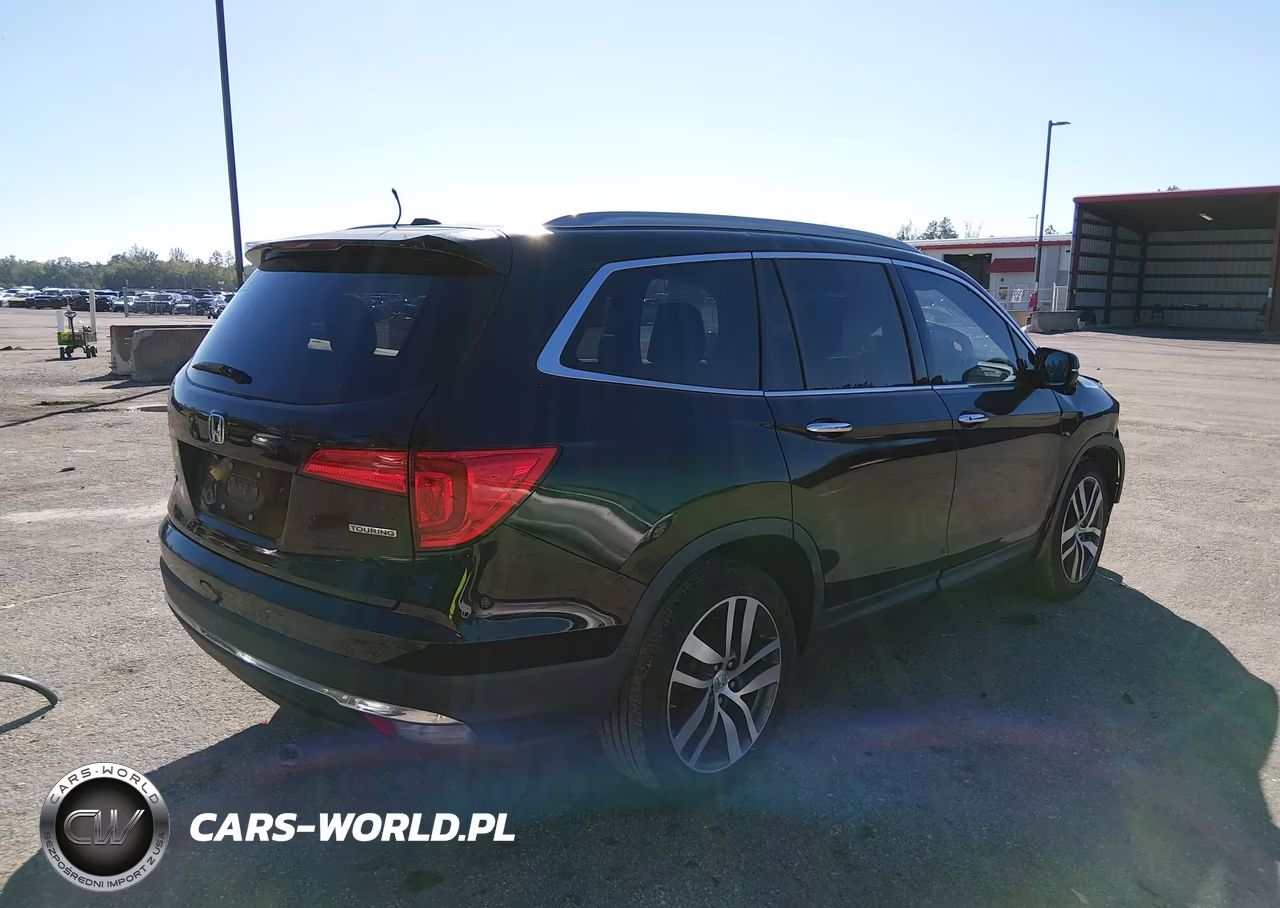 2016 Honda Pilot Touring VIN:5FNYF5H96GB014207 - 4