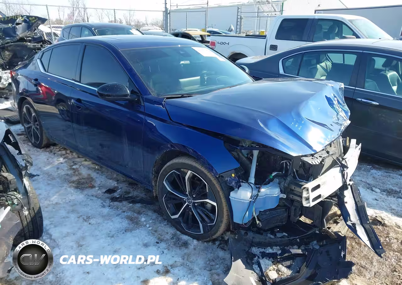 2023 Nissan Altima Sr Fwd