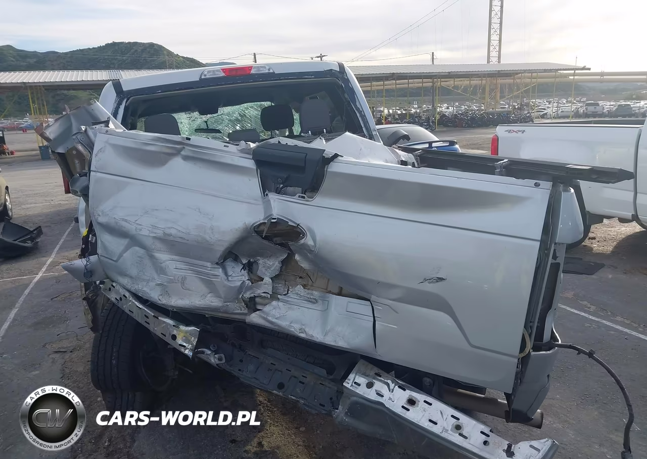2018 Ford F-150 Xlt VIN:1FTEW1CB8JKE94220 - 17
