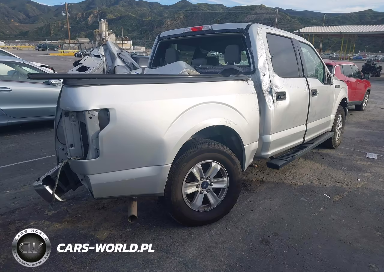 2018 Ford F-150 Xlt VIN:1FTEW1CB8JKE94220 - 4