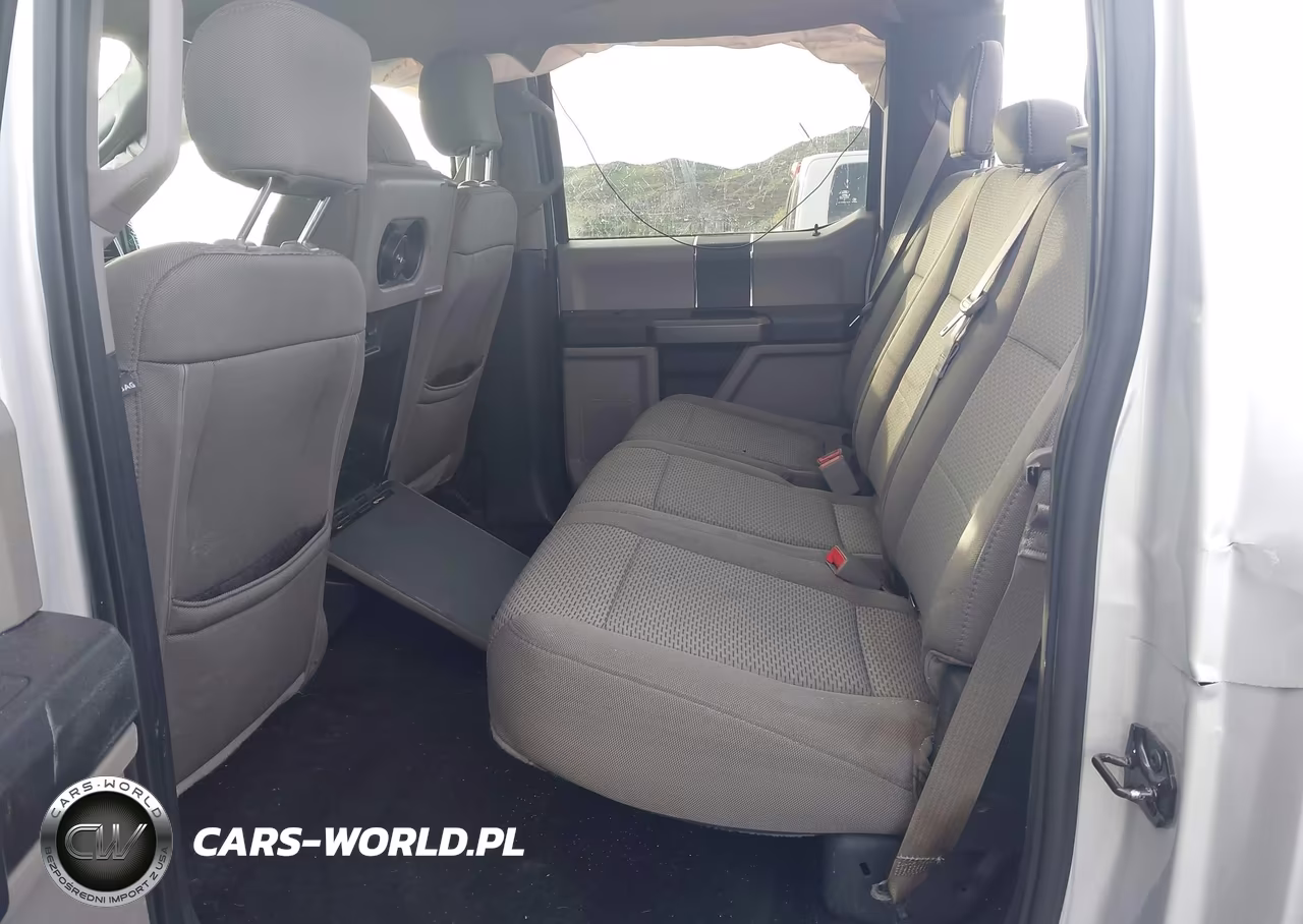2018 Ford F-150 Xlt VIN:1FTEW1CB8JKE94220 - 8