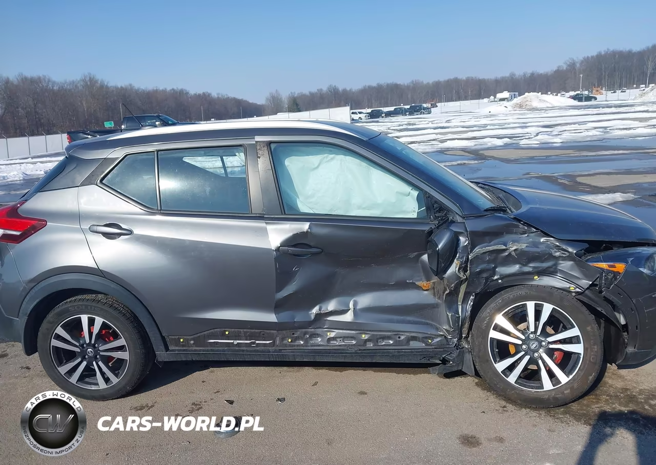 2019 Nissan Kicks Sv VIN:3N1CP5CU3KL483304 - 13