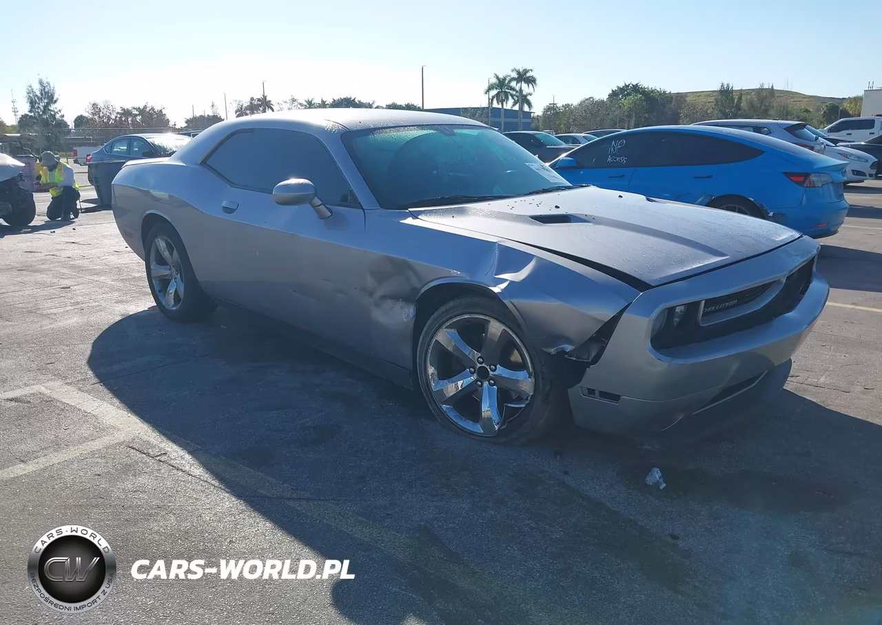 2013 Dodge Challenger Sxt