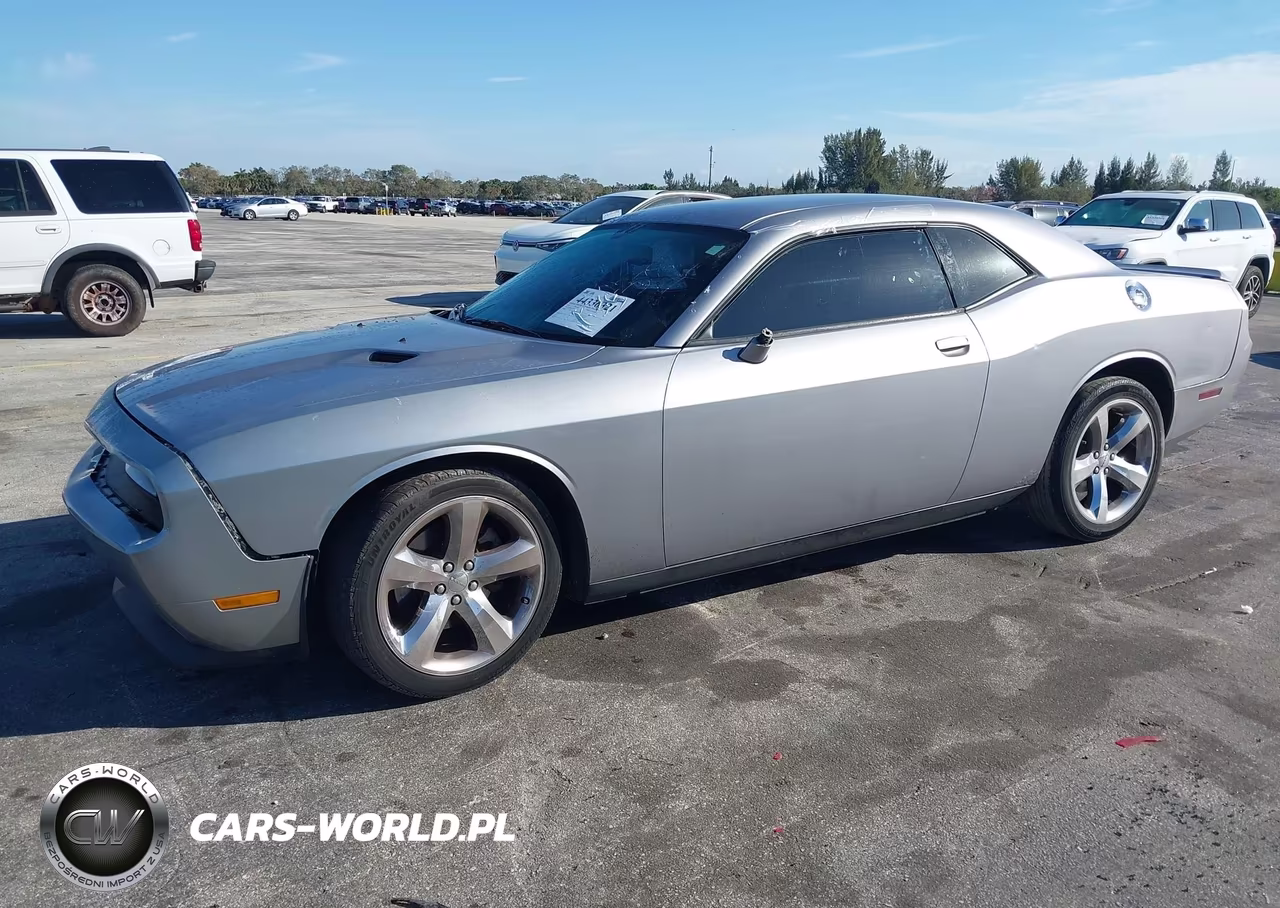 2013 Dodge Challenger Sxt VIN:2C3CDYAG9DH613378 - 2