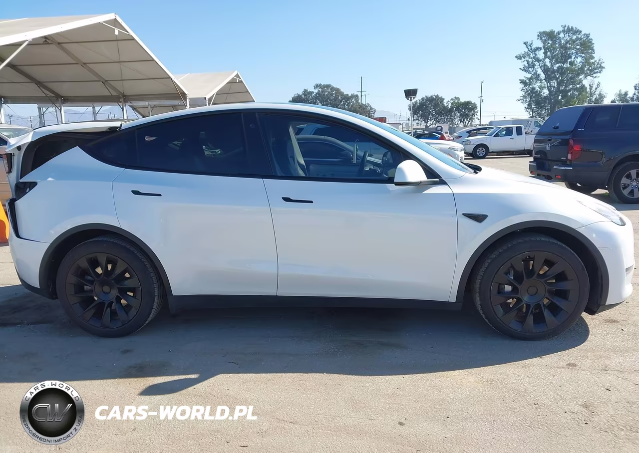 2023 Tesla Model Y Awd-Long Range Dual Motor All-Wheel Drive VIN:7SAYGDEE0PF632473 - 14