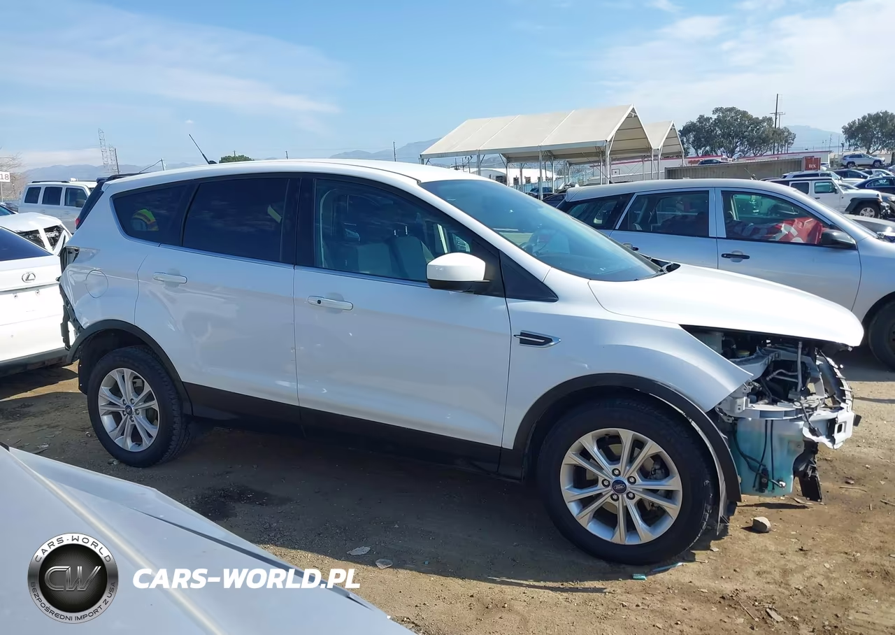 2019 Ford Escape Se VIN:1FMCU0GD9KUC06905 - 14