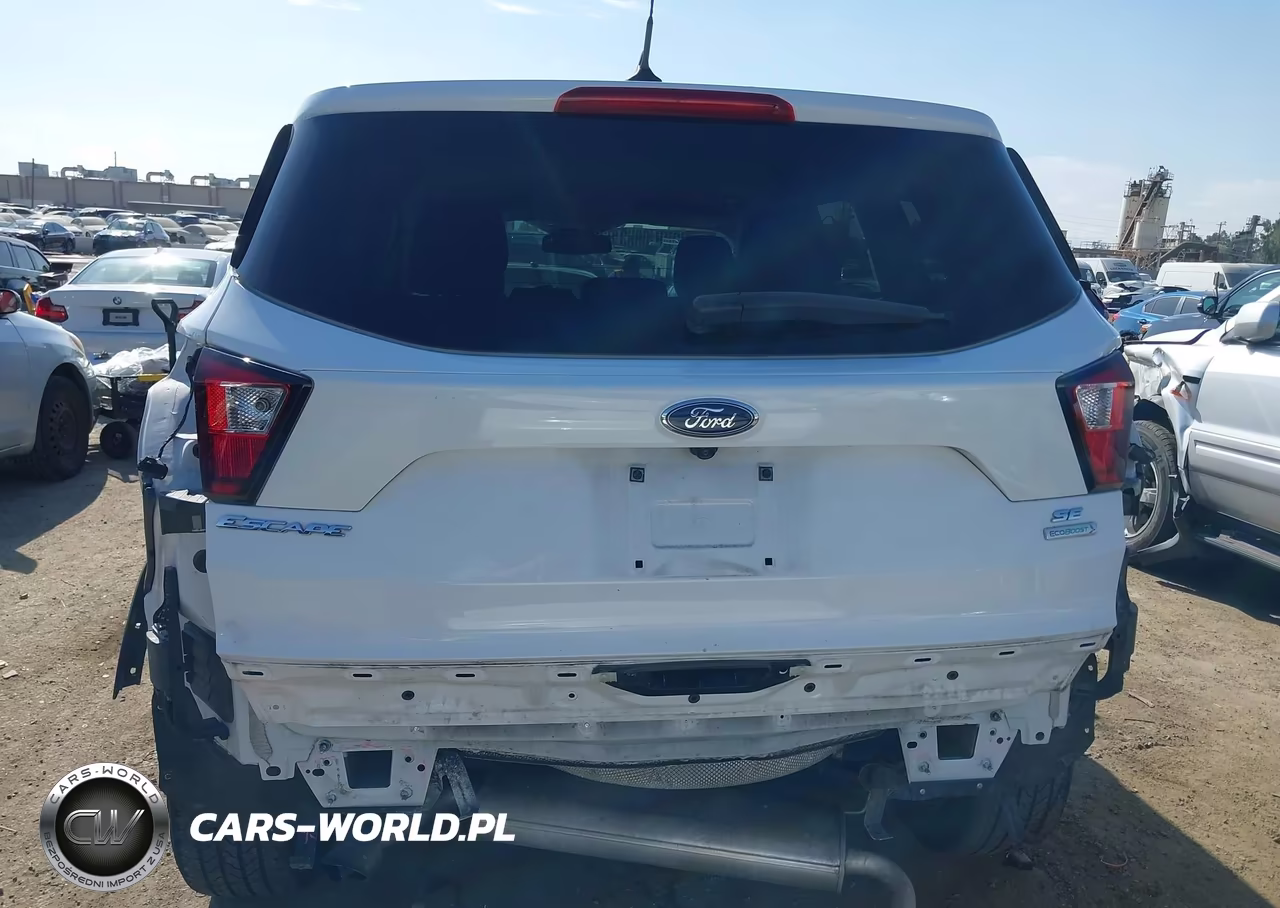 2019 Ford Escape Se VIN:1FMCU0GD9KUC06905 - 17