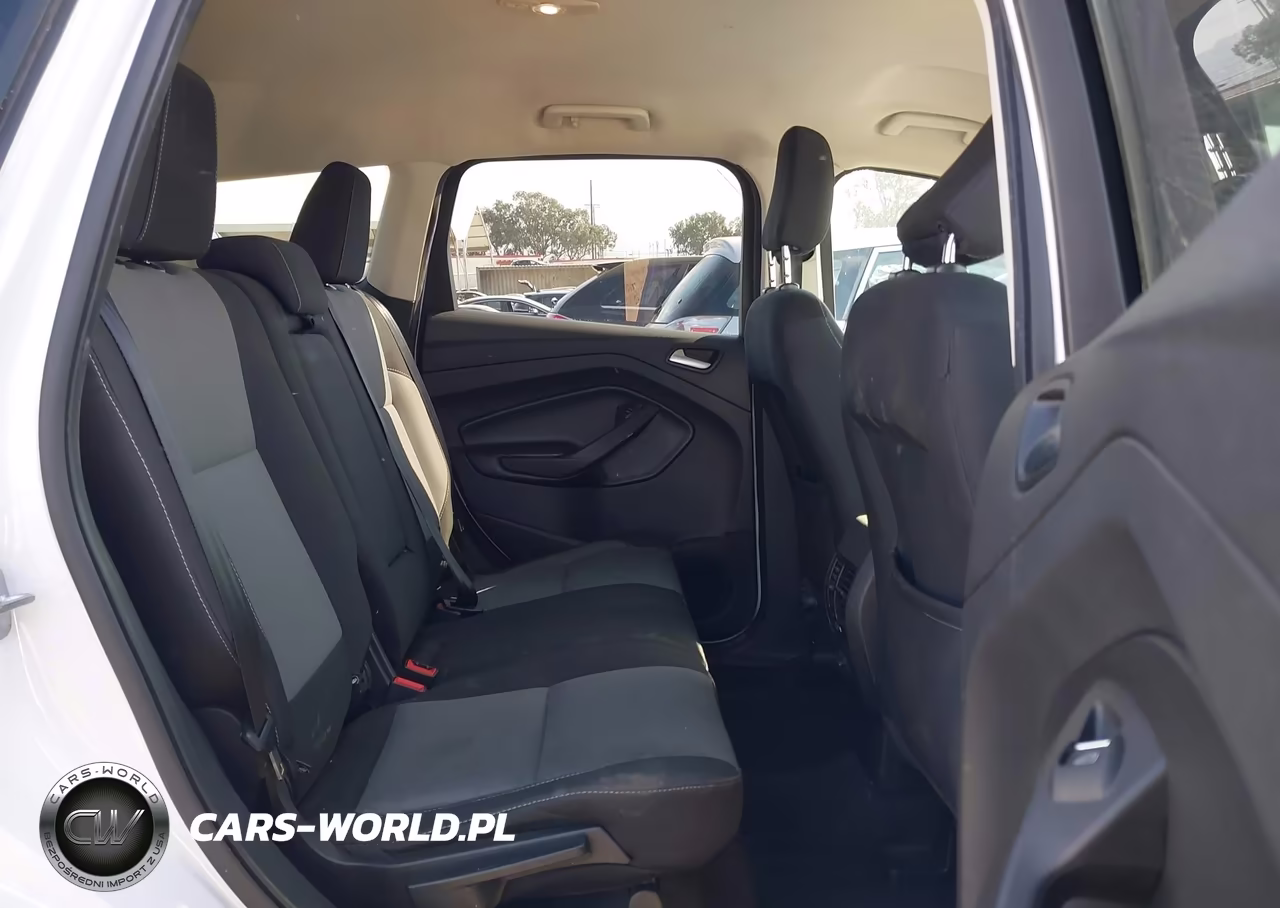 2019 Ford Escape Se VIN:1FMCU0GD9KUC06905 - 8