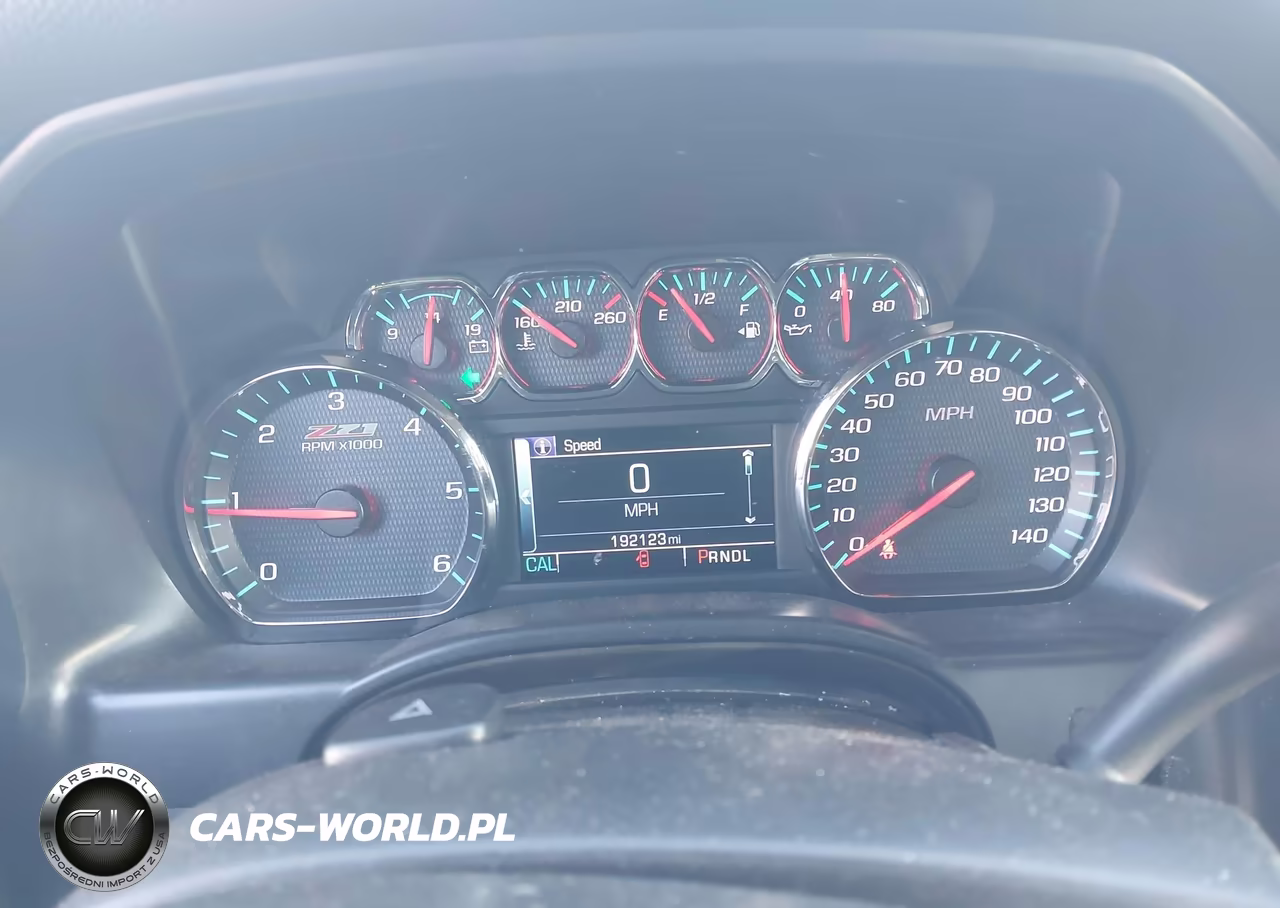 2018 Chevrolet Silverado 1500 2Lt VIN:3GCUKREC1JG444830 - 7