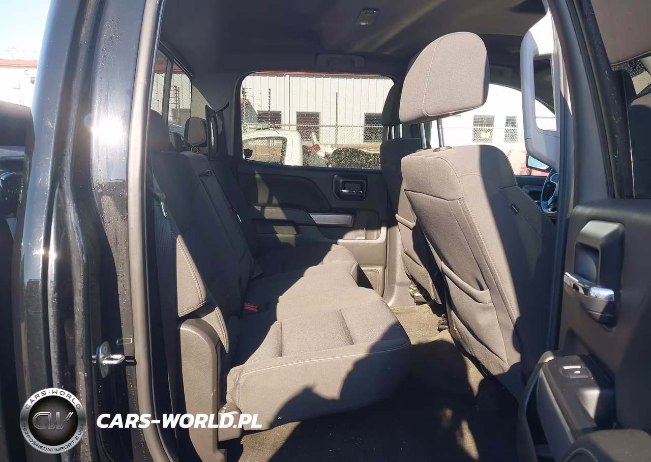 2018 Chevrolet Silverado 1500 2Lt VIN:3GCUKREC1JG444830 - 8
