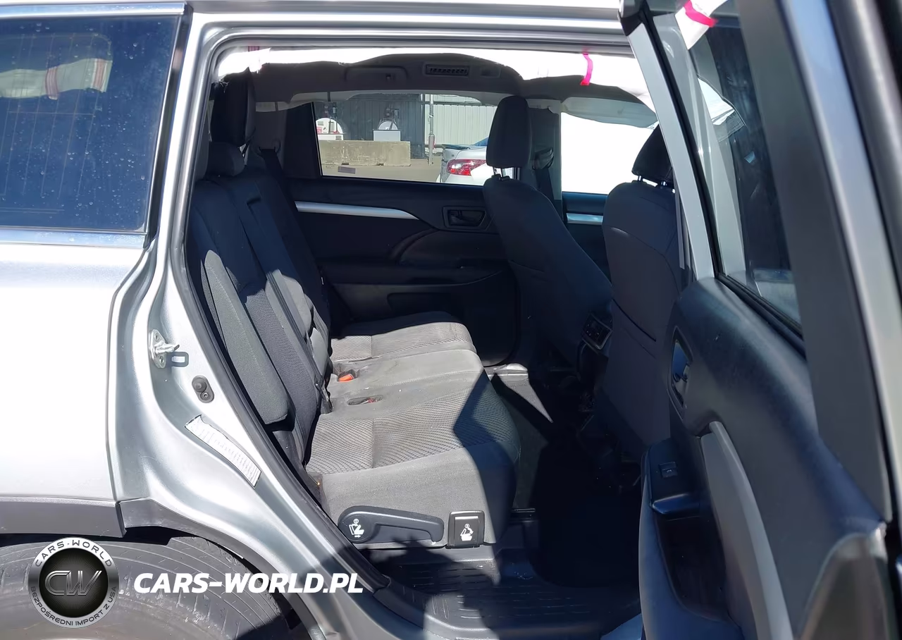 2019 Toyota Highlander Le VIN:5TDZZRFH6KS314248 - 8