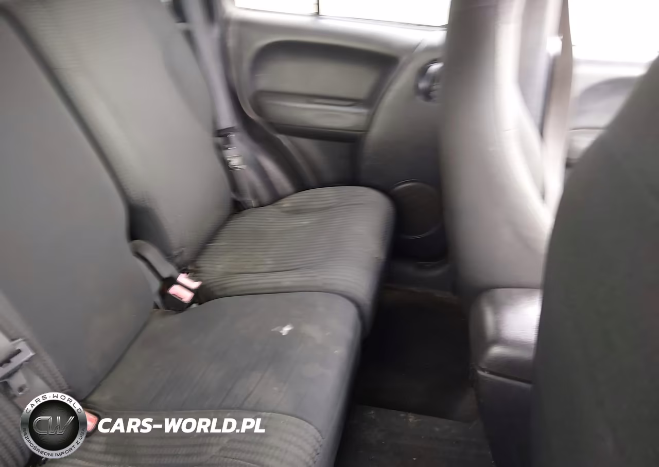 2003 Jeep Liberty Sport VIN:1J4GL48K33W517579 - 8