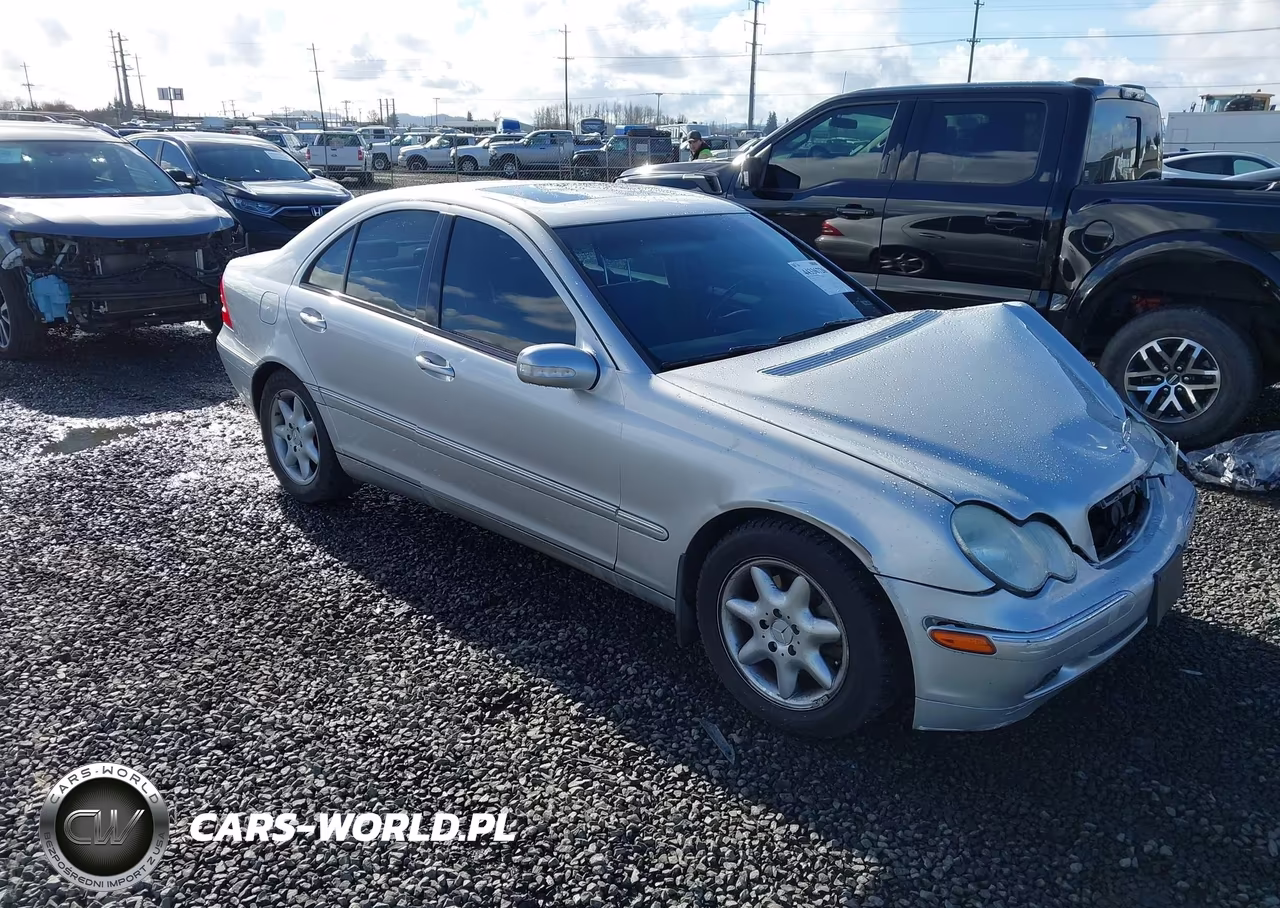 2004 Mercedes-Benz C 240 4Matic