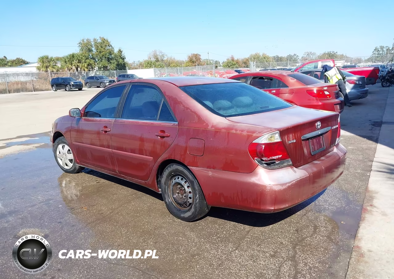2006 Toyota Camry Le VIN:4T1BE32K56U116186 - 3