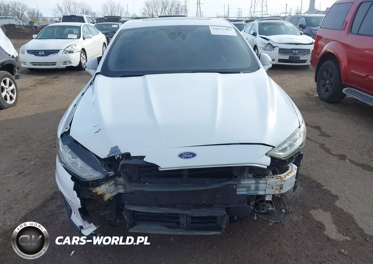 2020 Ford Fusion Titanium VIN:3FA6P0K99LR193051 - 13