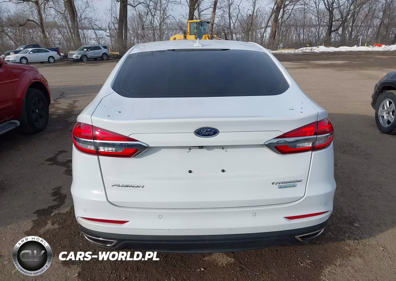 2020 Ford Fusion Titanium VIN:3FA6P0K99LR193051 - 17